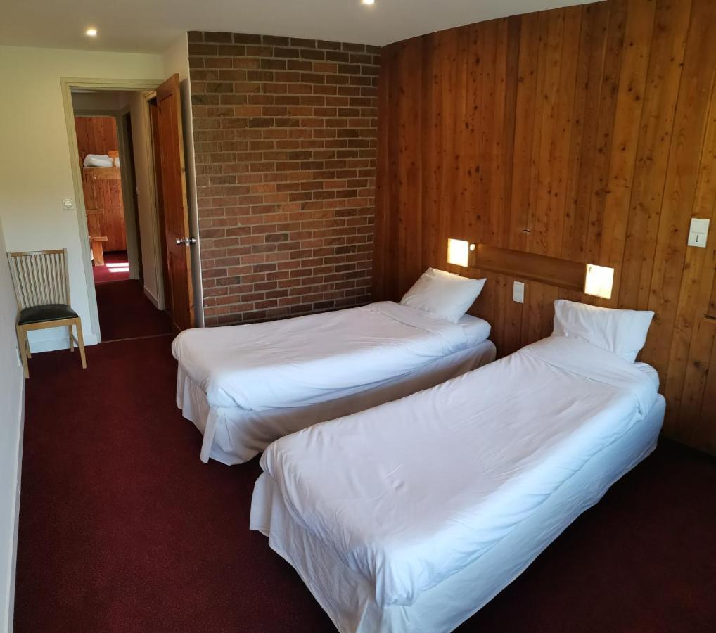 Hotel Les Lores Vars  Buitenkant foto