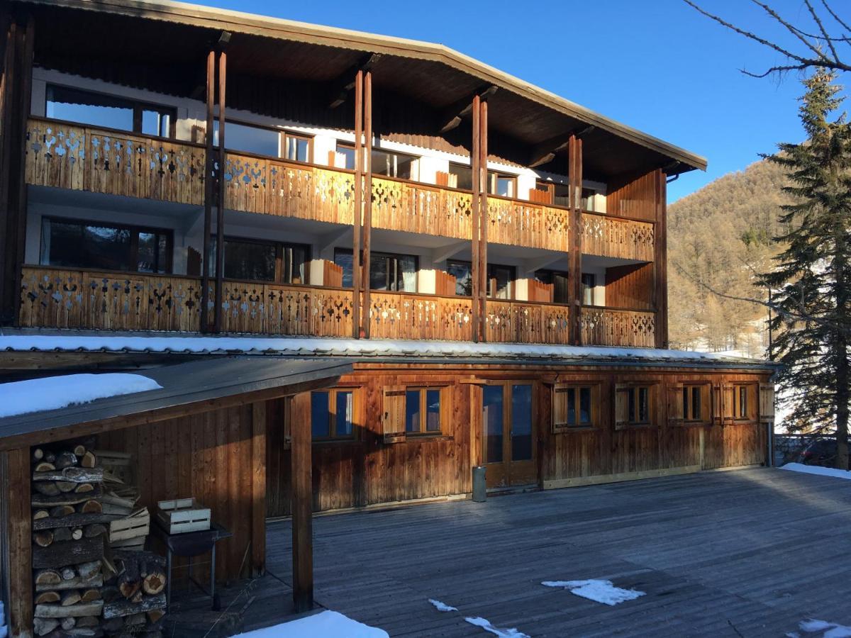 Hotel Les Lores Vars  Buitenkant foto